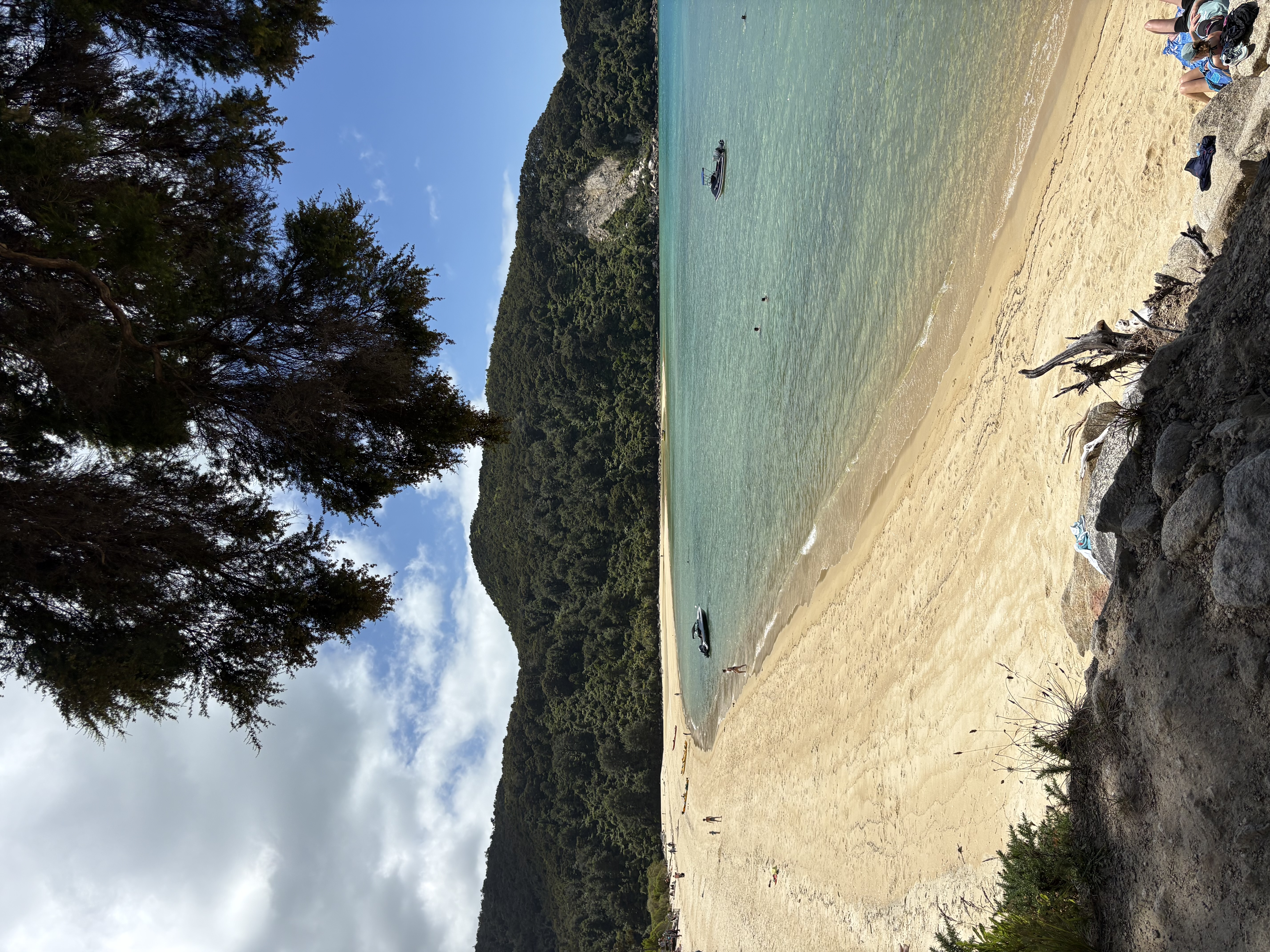 Kaiteriteri / Abel Tasman — Abel tasman medlands beach